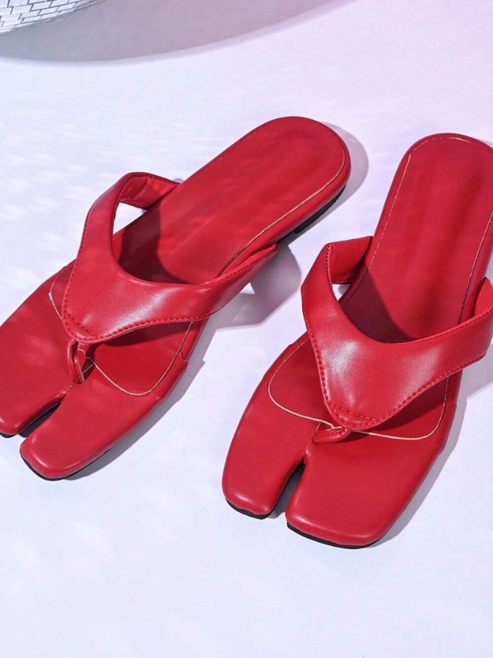 Red Vacation Women's Casual Thong Sandals